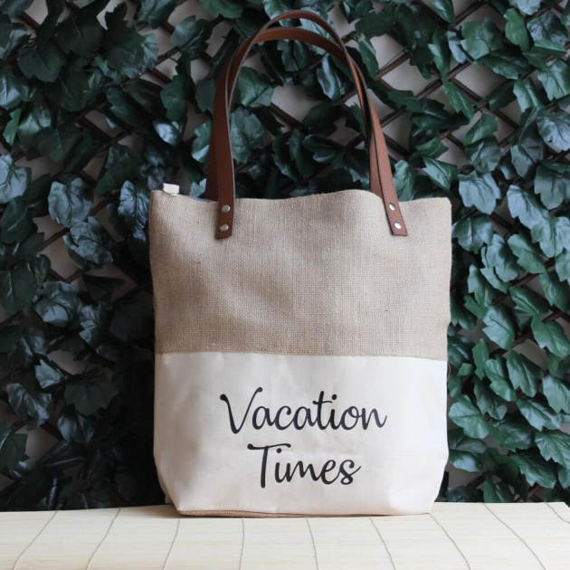 Vacation Times Sloganlı Jüt Kol Çantası